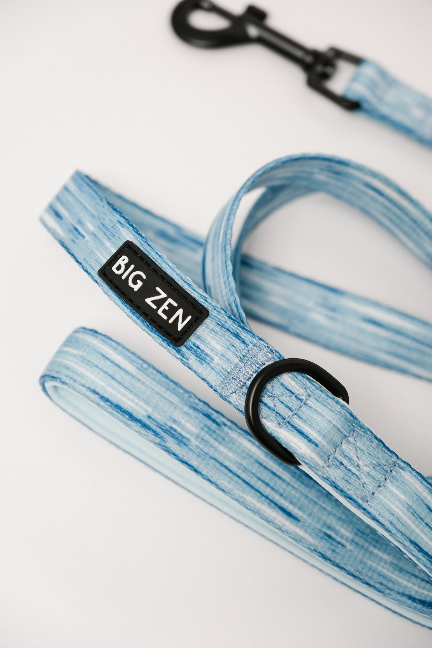 Shades of Blue Leash