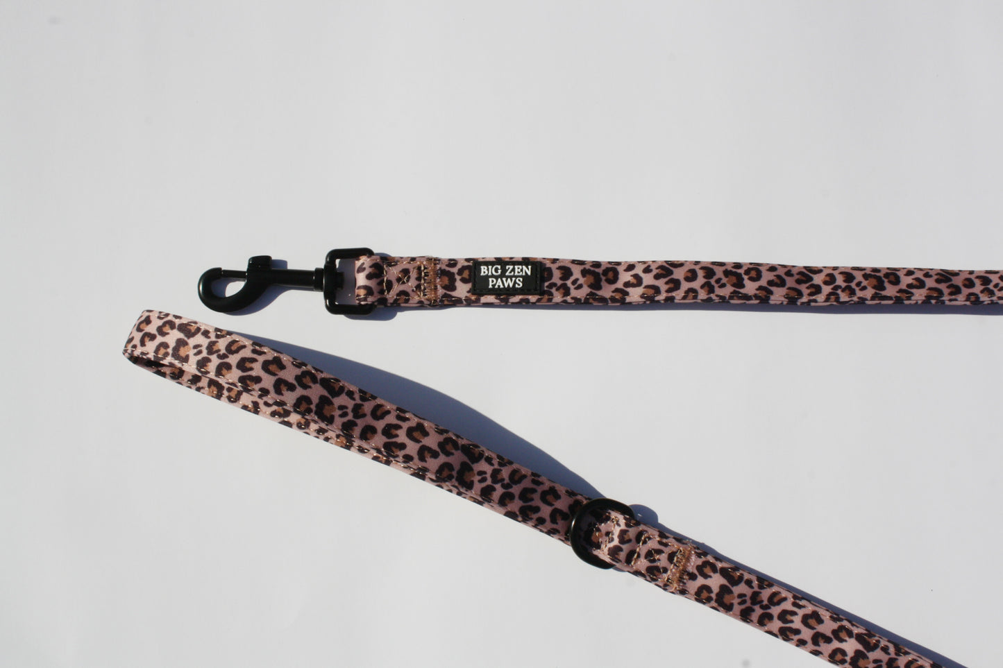 Safari leash